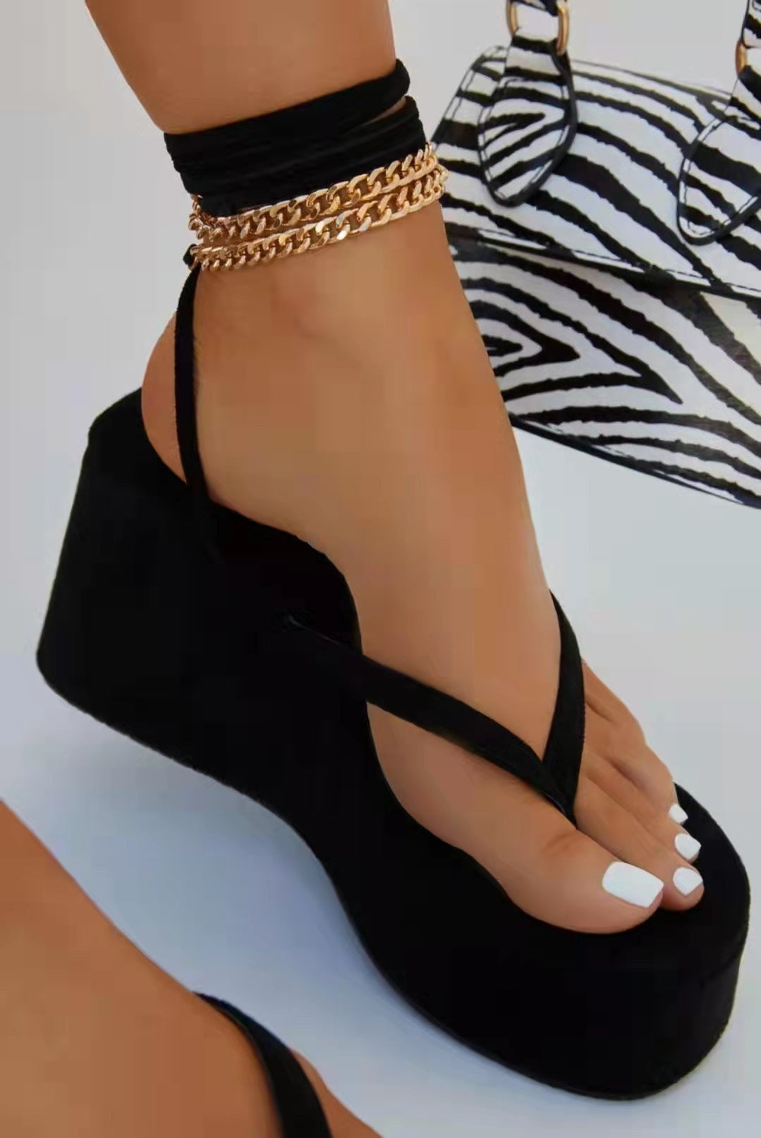 🩴 Tongs grandes tailles femme – Larges, confortables & stylées | XL-Charmes